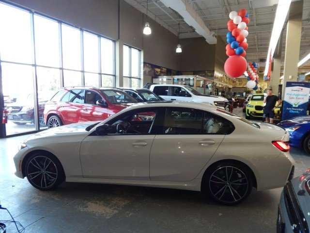 Used 2023 BMW 330i xDrive Sedan w/ M Sport Package image 10