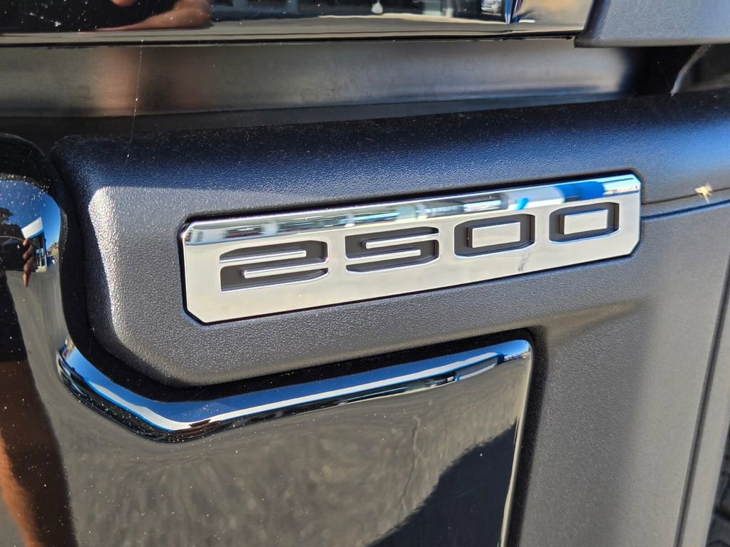 New 2026 GMC Sierra 2500 Denali w/ Technology Package image 8