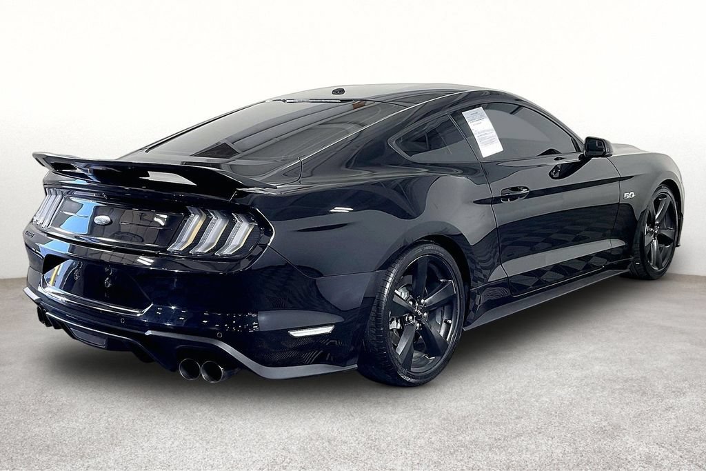 Used 2018 Ford Mustang GT Premium w/ Equipment Group 401A RWD image 4