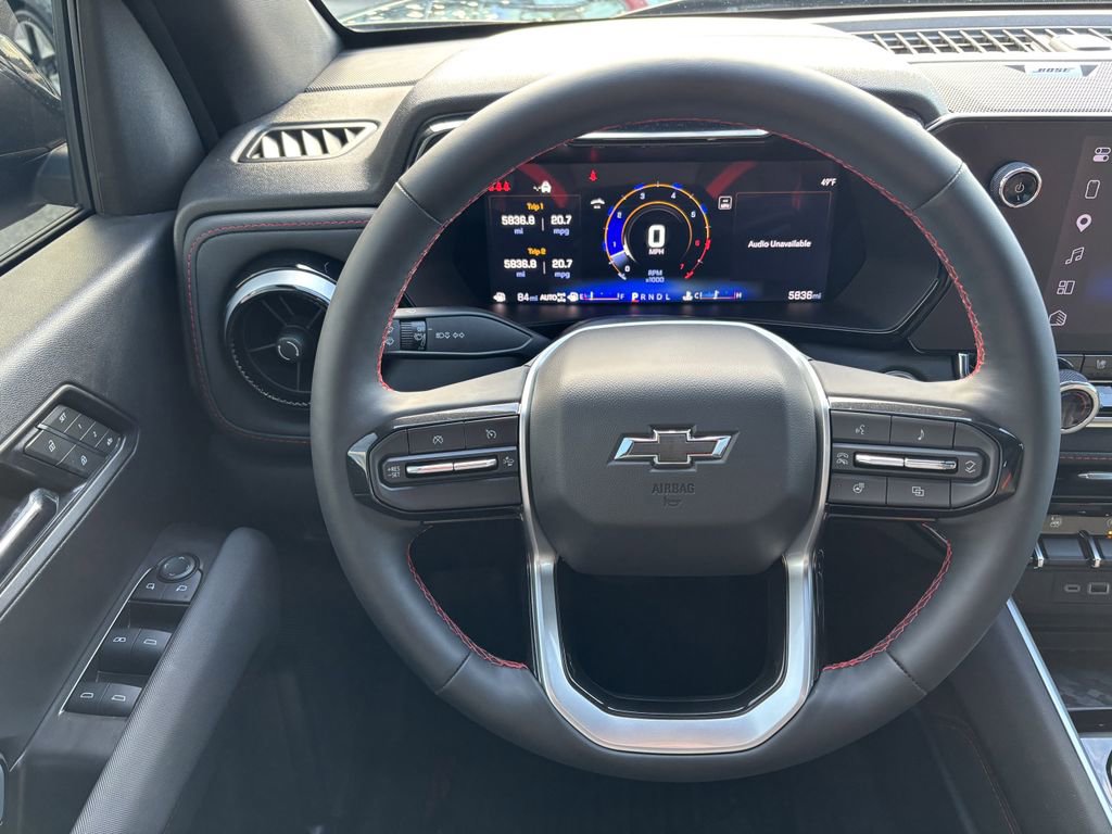 Used 2025 Chevrolet Colorado Z71 w/ Technology Package image 13