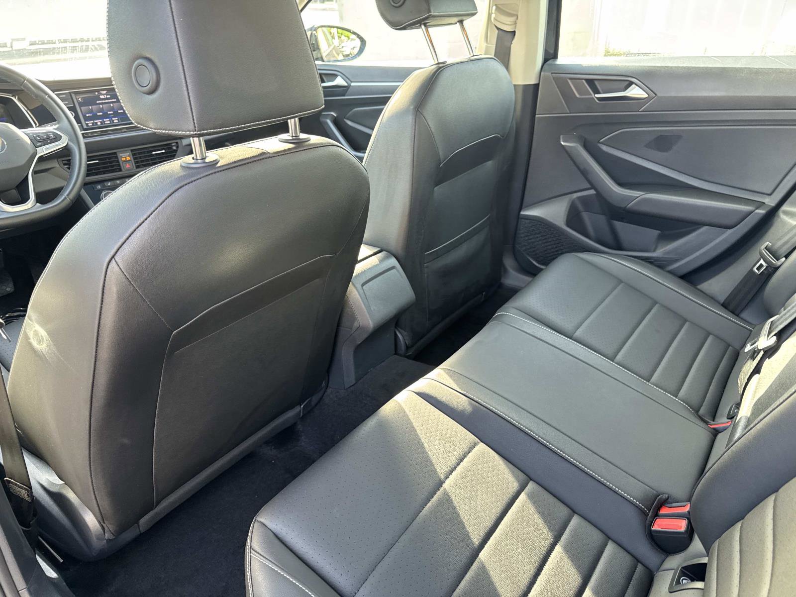 Used 2024 Volkswagen Jetta SE image 10