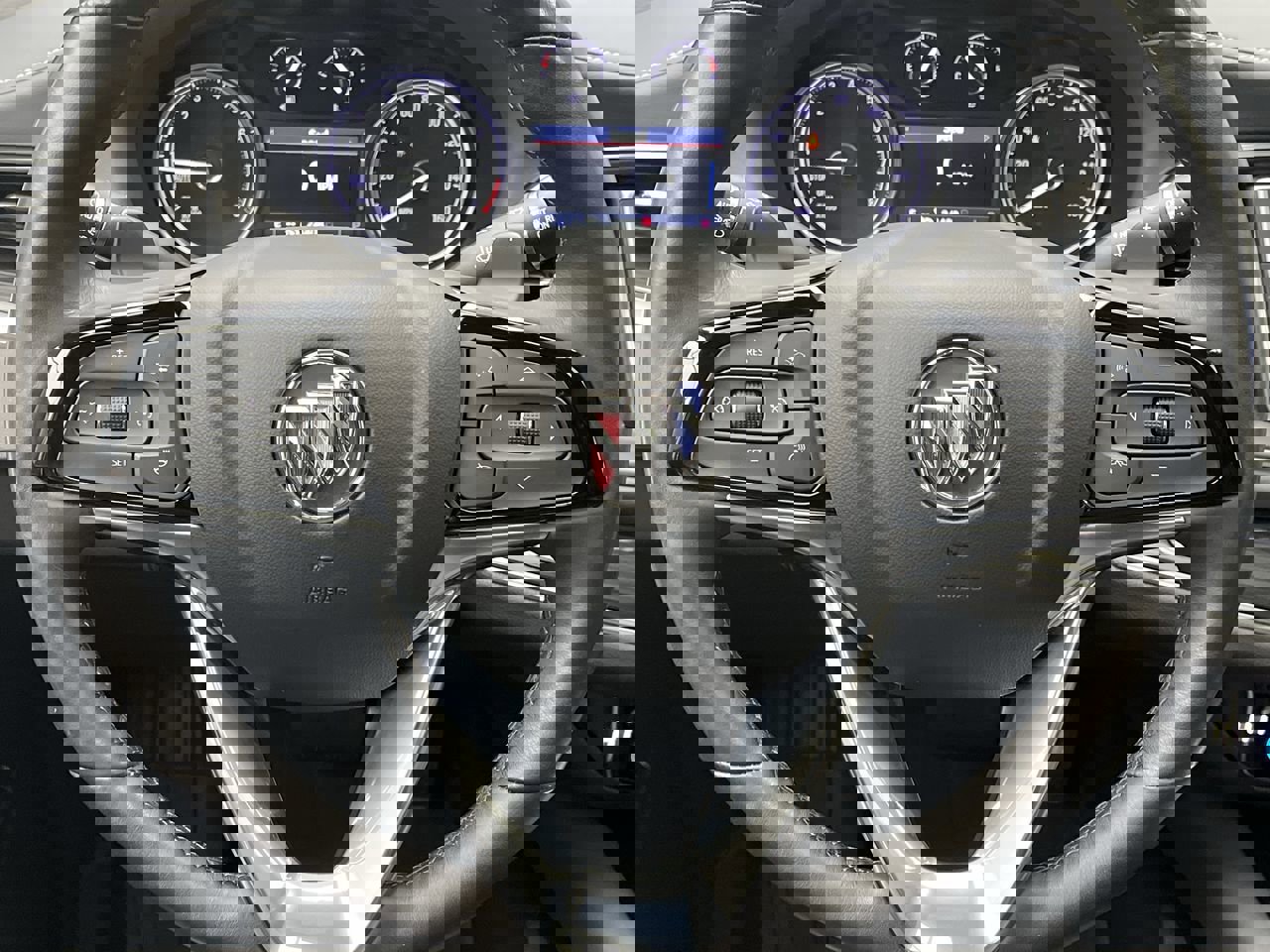 Certified 2023 Buick Enclave Essence w/ Experience Buick Package image 16