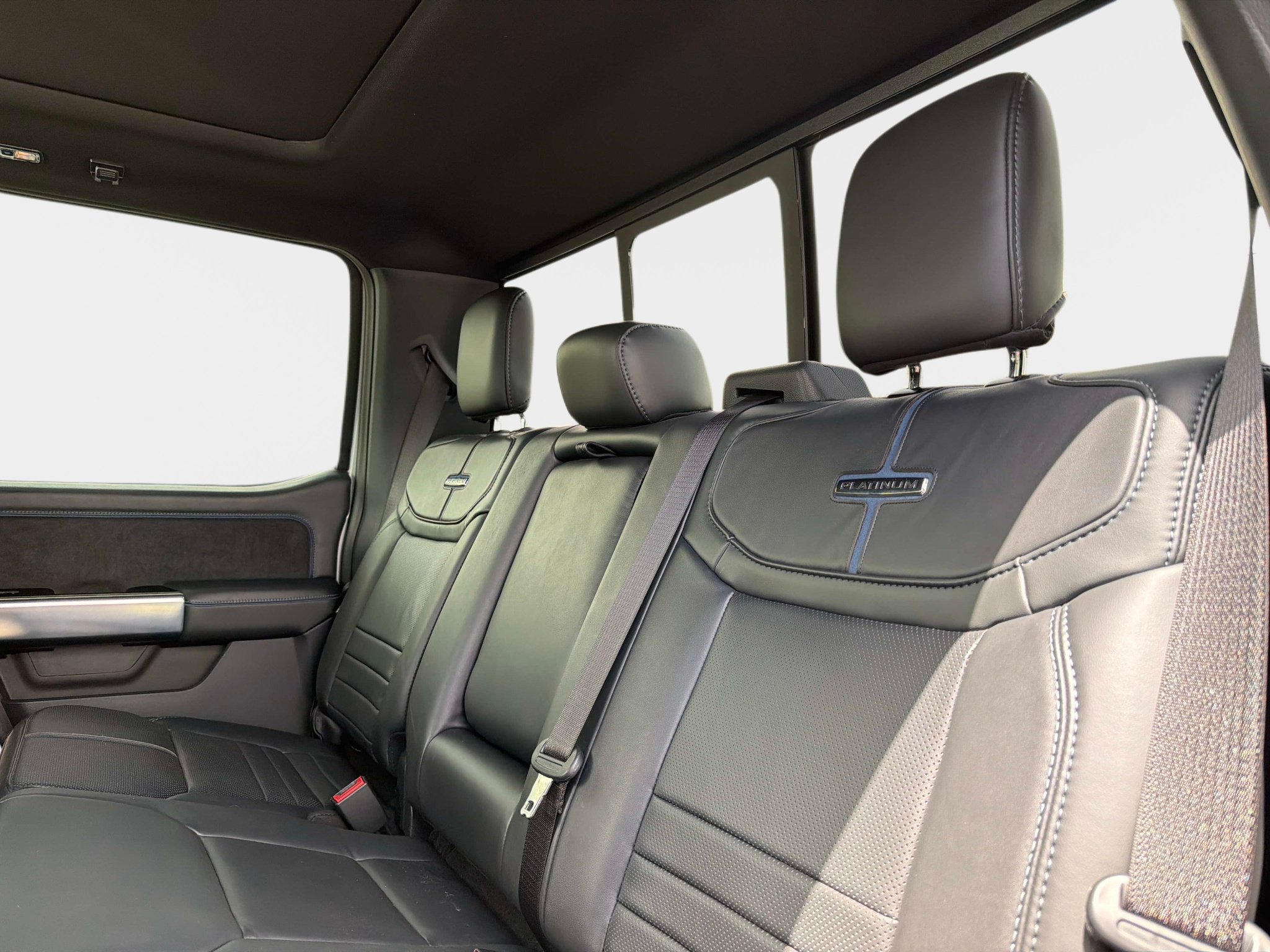 Used 2025 Ford F250 Platinum AWD/4WD image 26