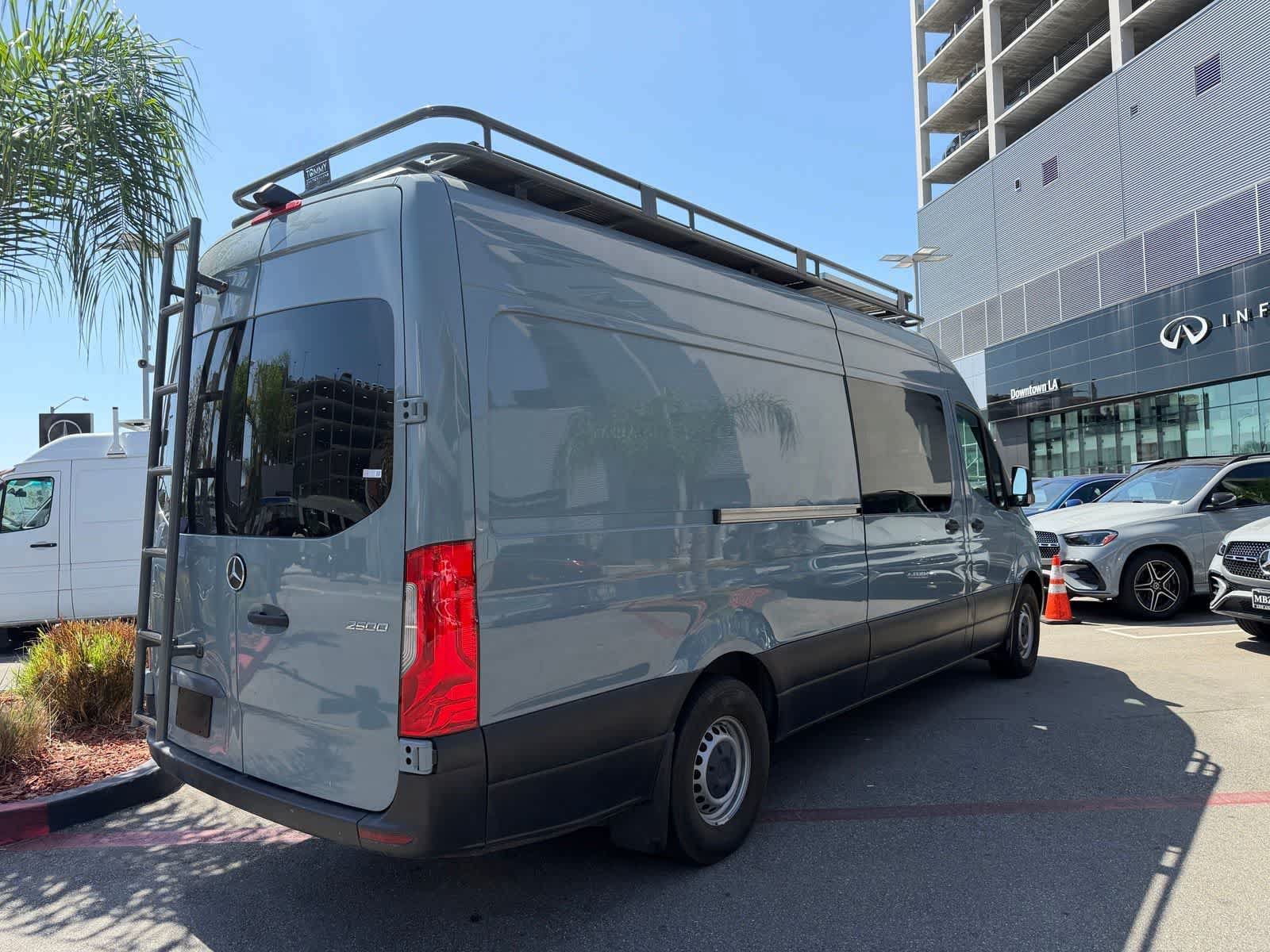 Used 2024 Mercedes-Benz Sprinter 2500 w/ Acoustic Package image 10