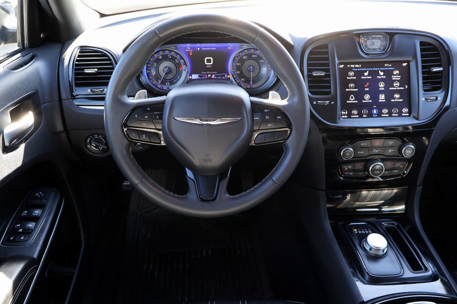 Used 2023 Chrysler 300 S image 20