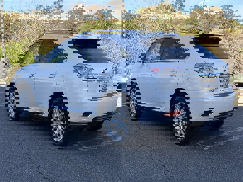 Used 2010 Lexus RX 450h AWD image 4