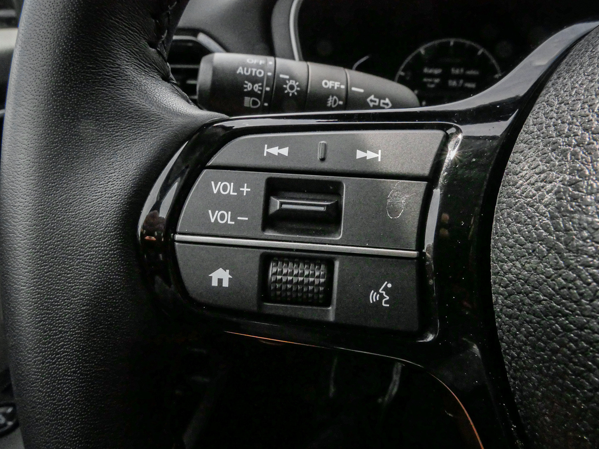 Used 2025 Honda Pilot EX-L image 19