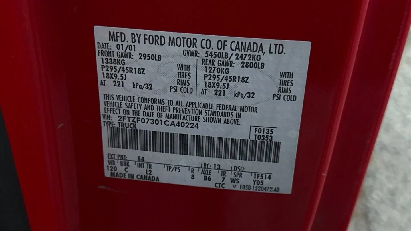 Used 2001 Ford F150 Lightning RWD image 41