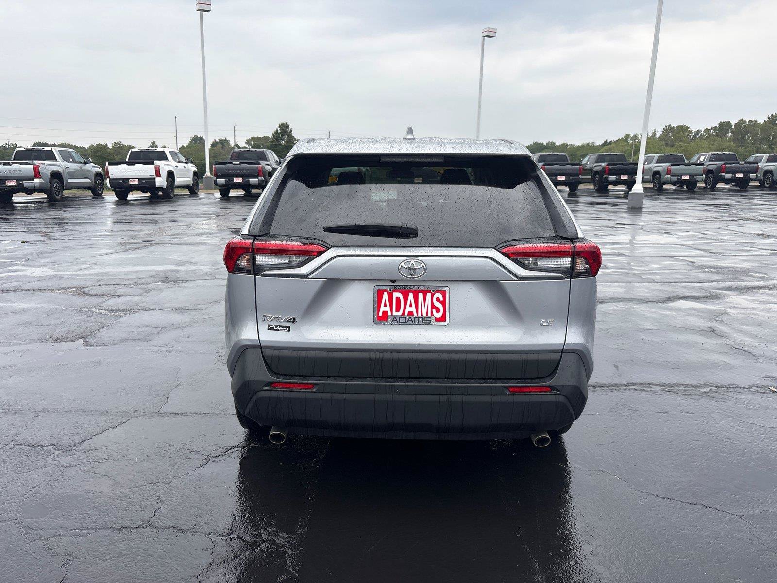 Certified 2025 Toyota RAV4 LE FWD image 9