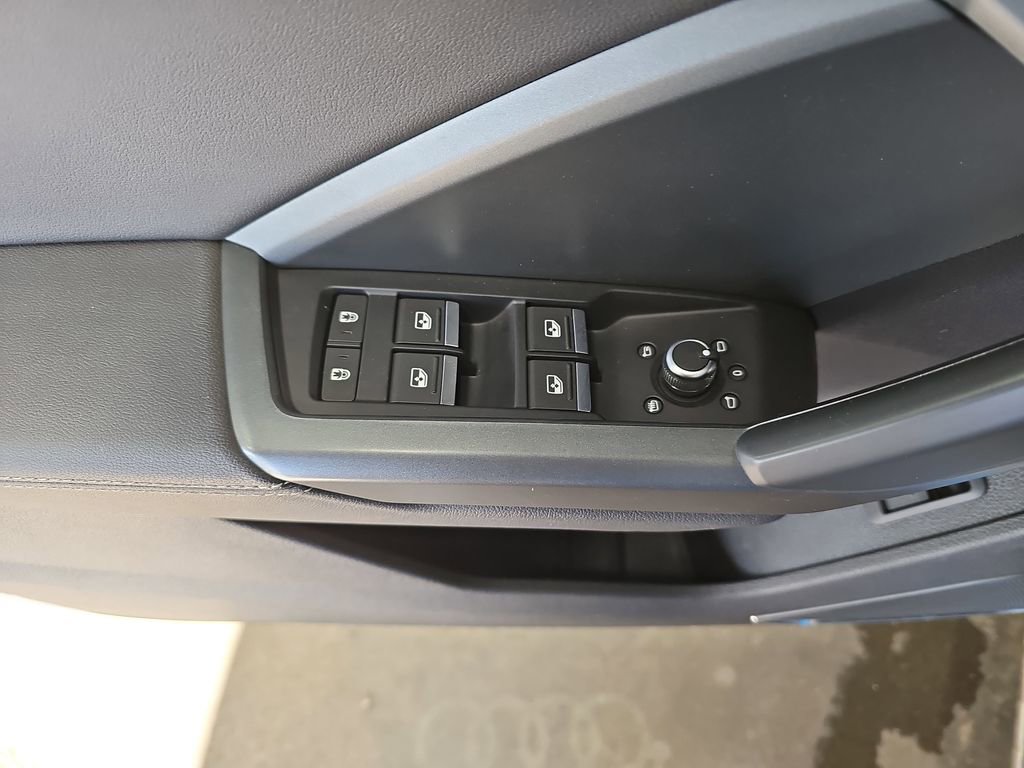 Used 2019 Audi Q3 2.0T Prestige image 28