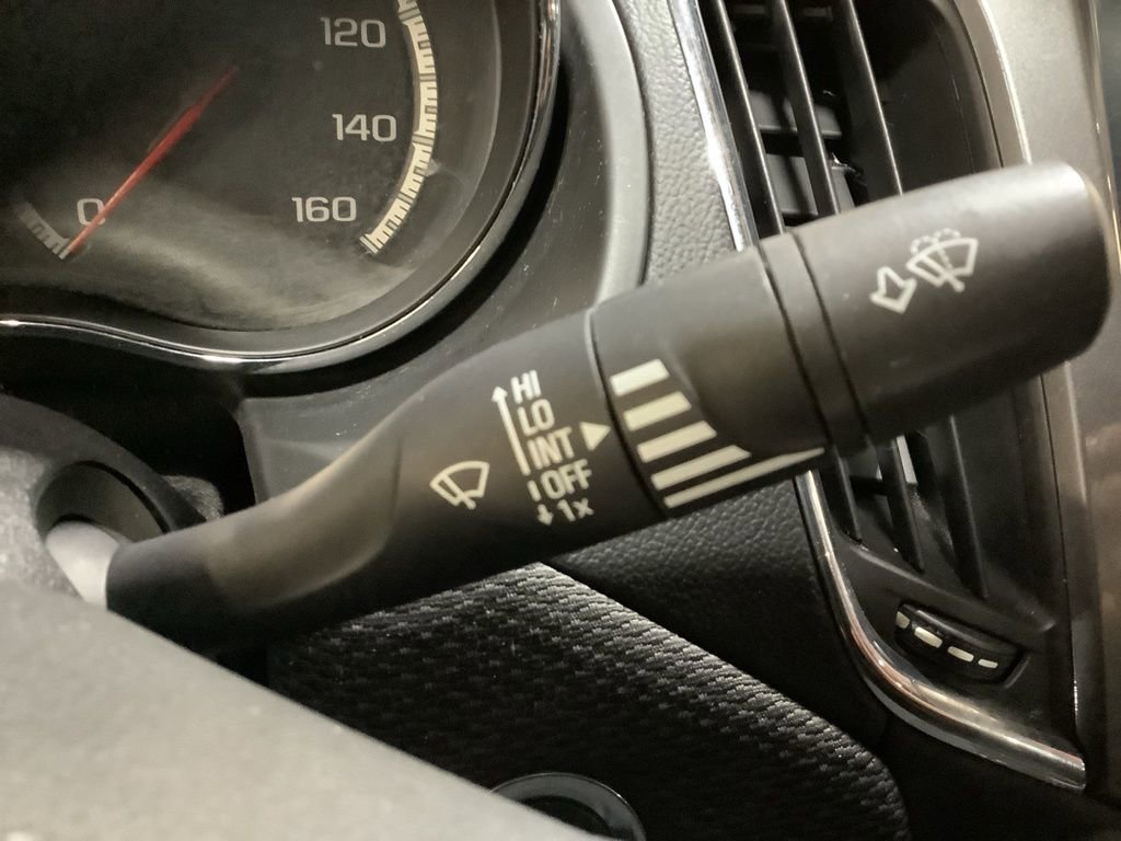 Used 2017 Chevrolet Cruze LT w/ Sun And Sound Package image 30