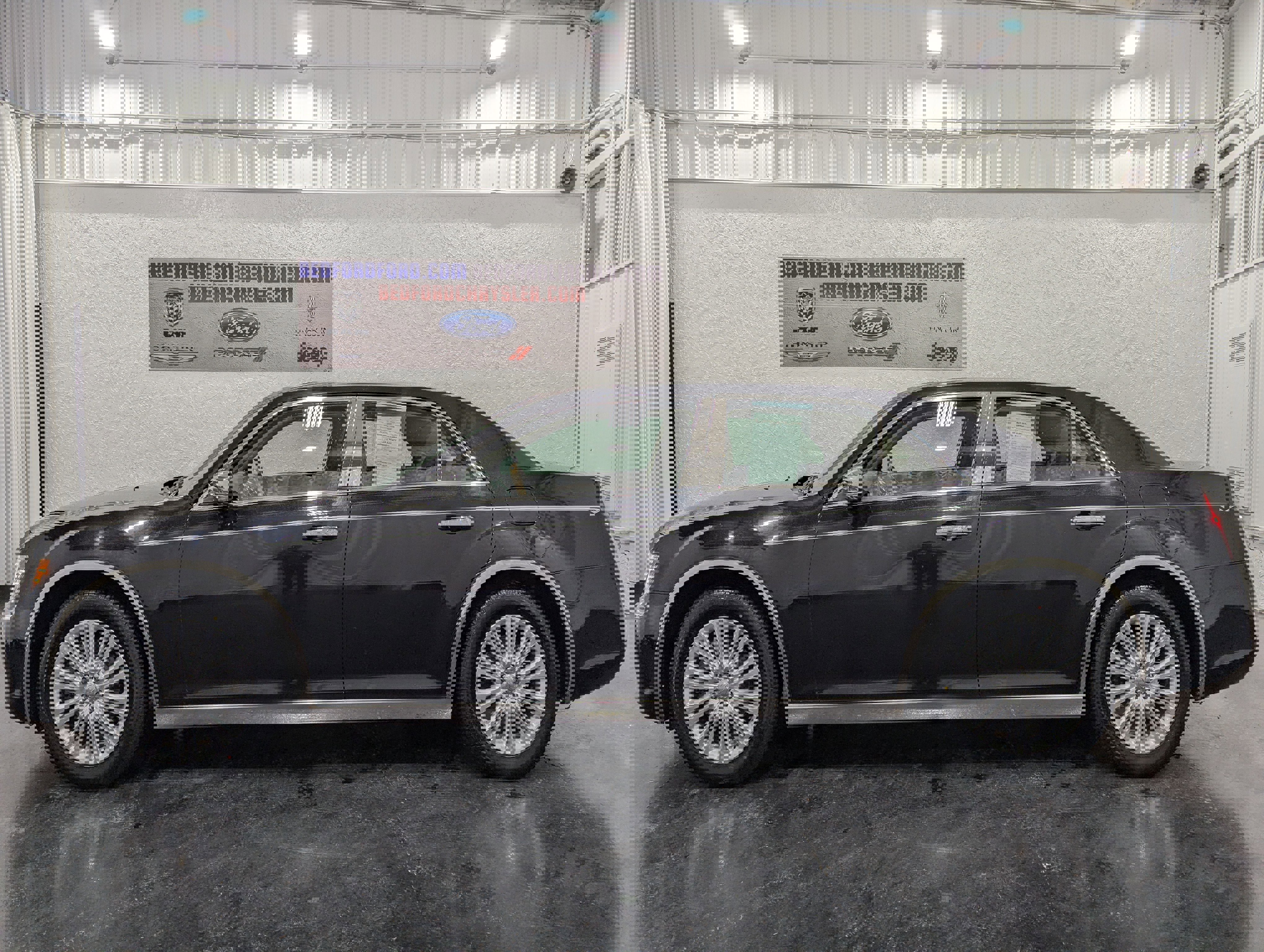 Used 2013 Chrysler 300 C w/ Light Group image 2