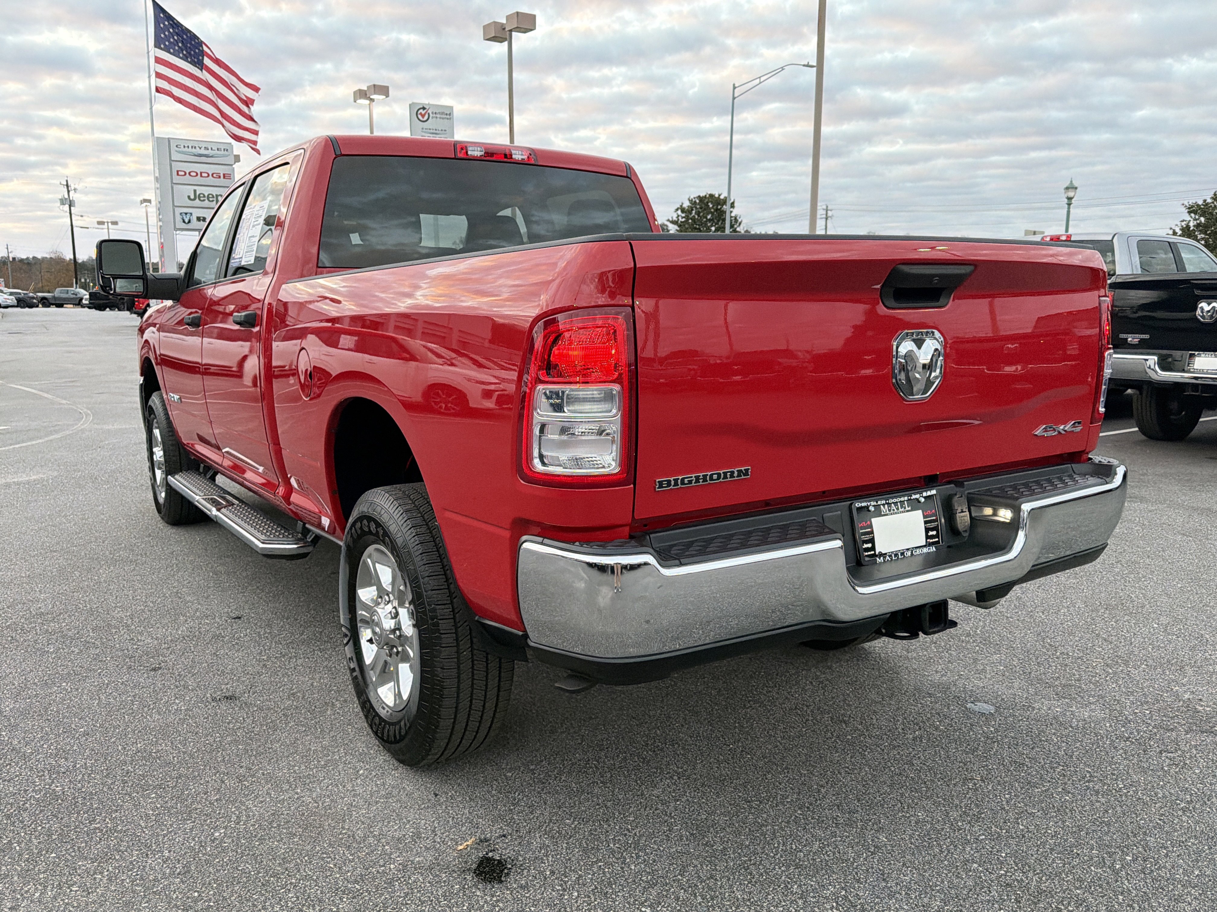 Used 2024 RAM 2500 Big Horn w/ Bed Utility Group image 8
