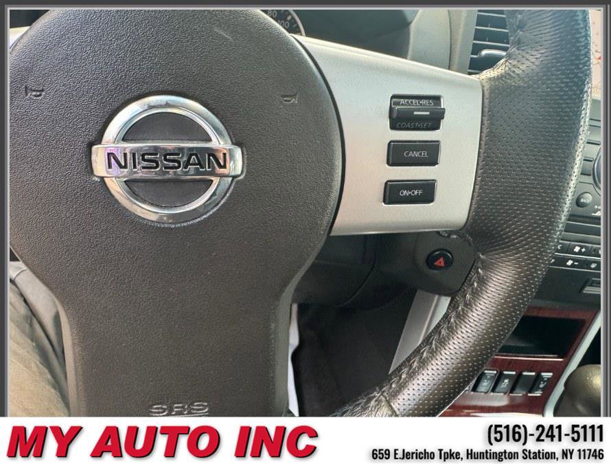 Used 2012 Nissan Pathfinder LE AWD/4WD image 23
