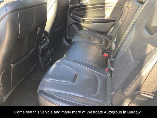 Used 2016 Ford Edge Titanium w/ Equipment Group 301A image 18