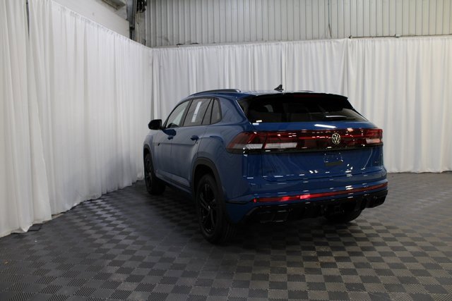 New 2025 Volkswagen Atlas Cross Sport SEL R-Line image 22