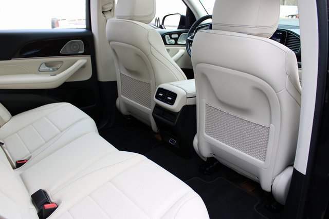 Used 2024 Mercedes-Benz GLE 450e 4MATIC w/ Warmth & Comfort Package image 15