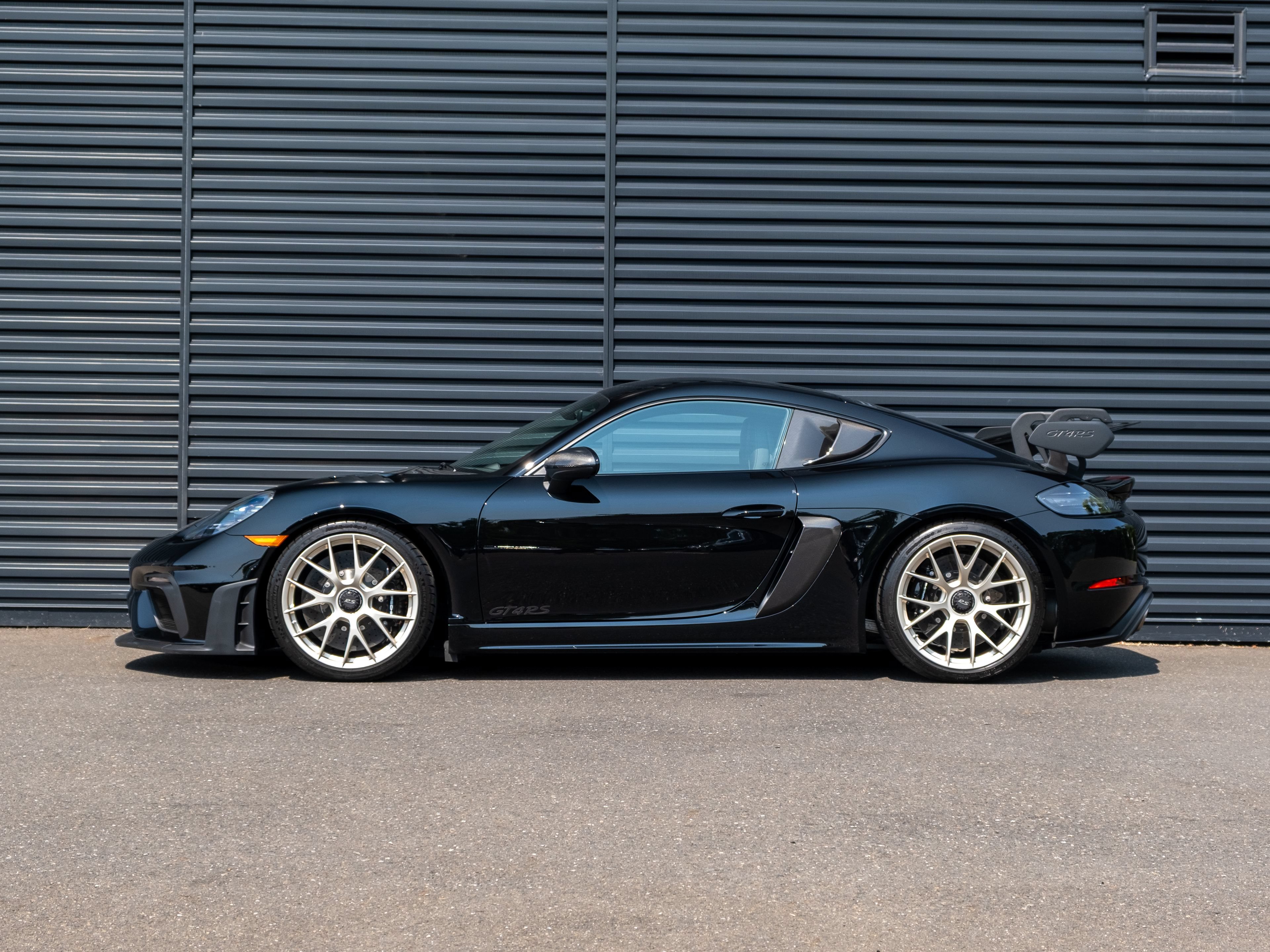 Certified 2024 Porsche 718 Cayman GT4 RS RWD image 2