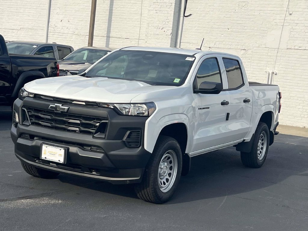 New 2026 Chevrolet Colorado W/T w/ Advanced Trailering Package AWD/4WD image 3