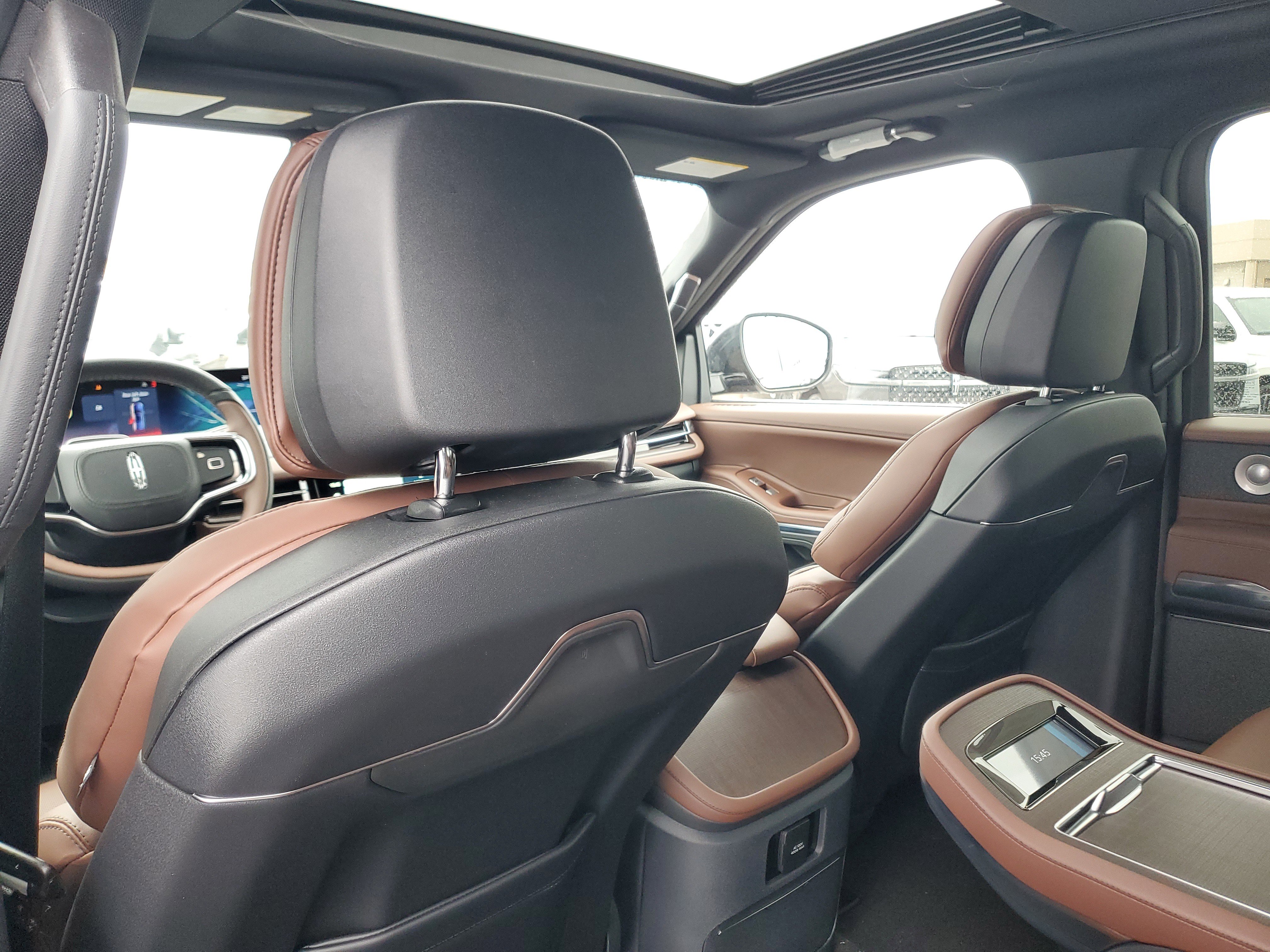 New 2026 Lincoln Navigator Reserve image 28