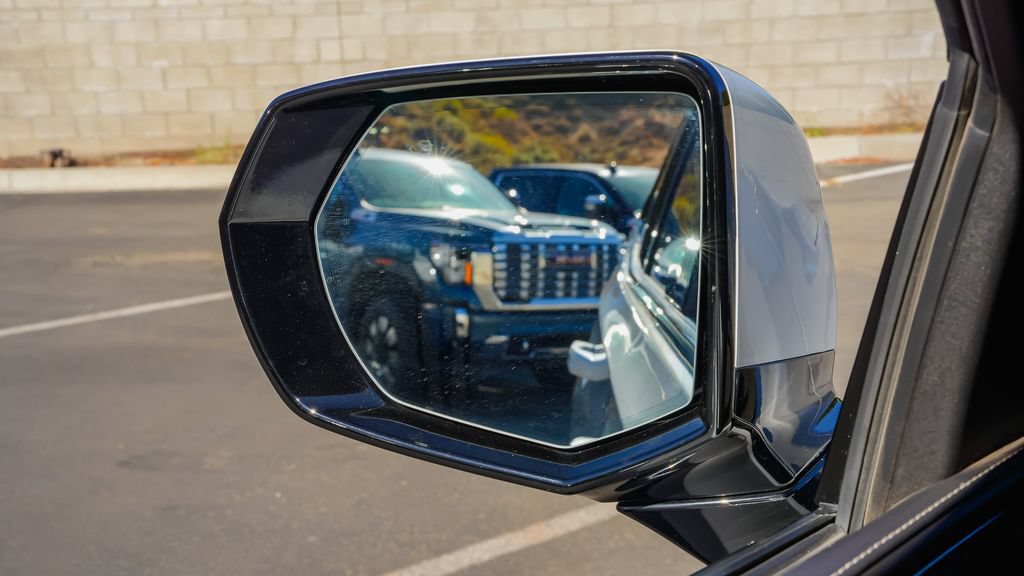 Used 2021 Cadillac Escalade Sport Platinum AWD/4WD image 16