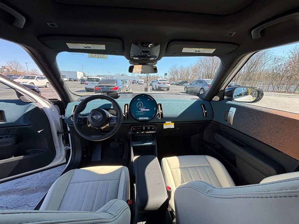 New 2025 MINI Cooper Countryman SE w/ Comfort Package Max image 15