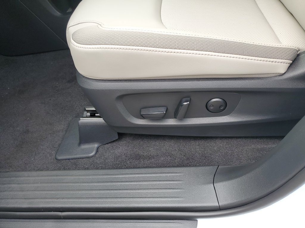 New 2026 Nissan Pathfinder SL FWD image 22
