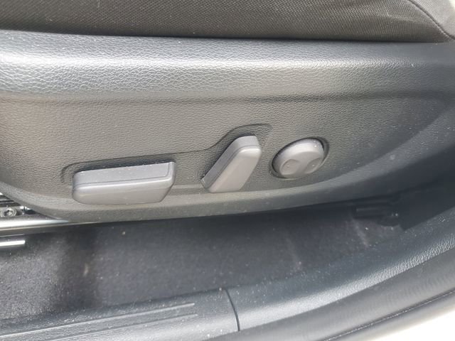 Used 2025 Kia Soul S FWD image 17