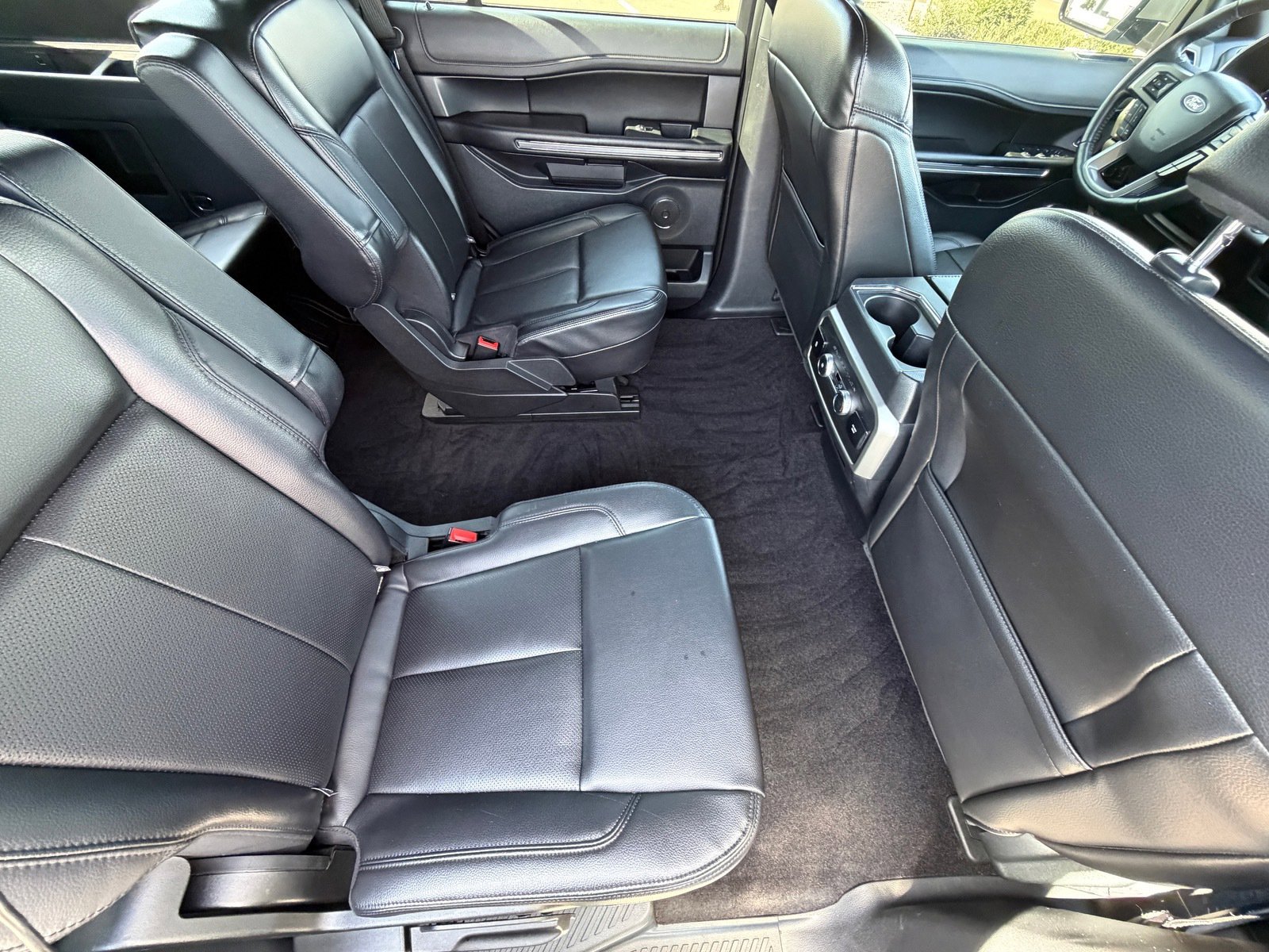 Used 2021 Ford Expedition XLT RWD image 12