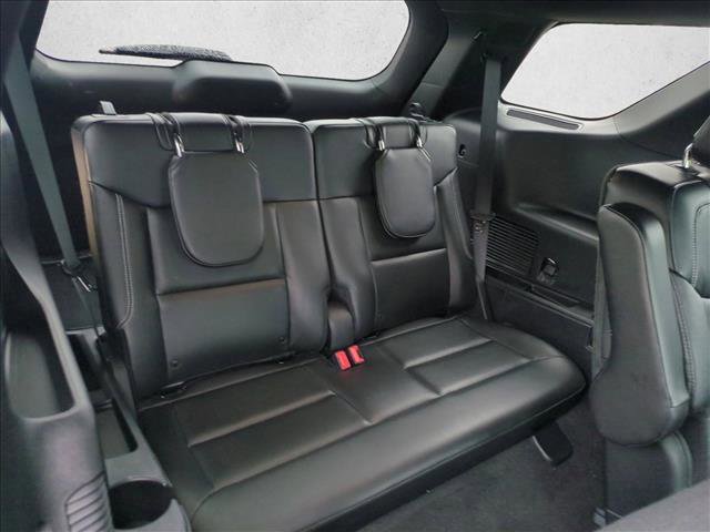 Used 2020 Ford Explorer ST image 28