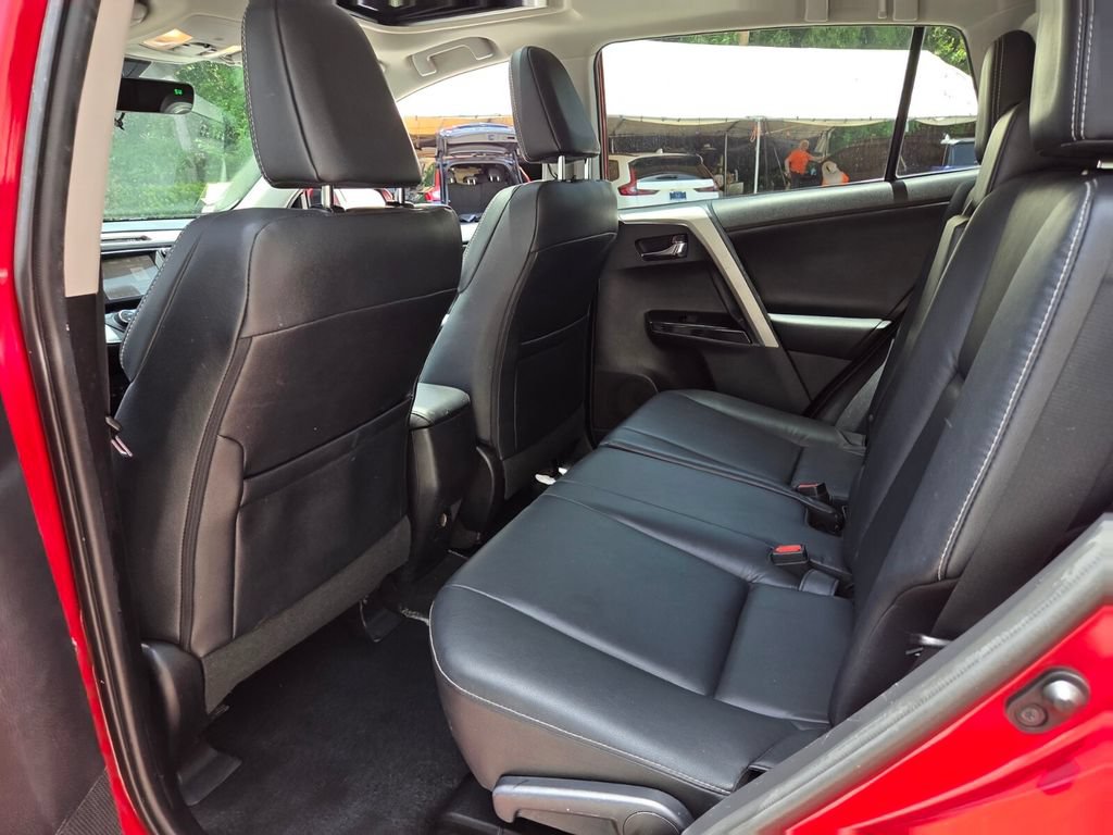Used 2017 Toyota RAV4 Limited FWD image 11