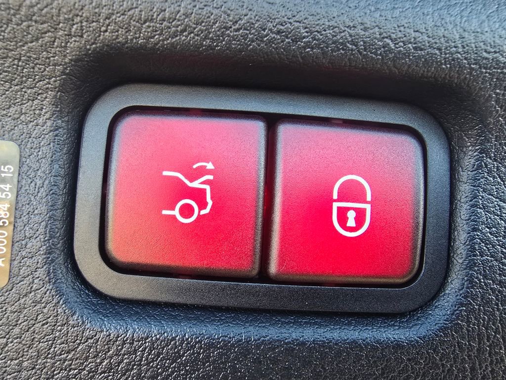 New 2026 Mercedes-Benz C 43 AMG 4MATIC Sedan image 18