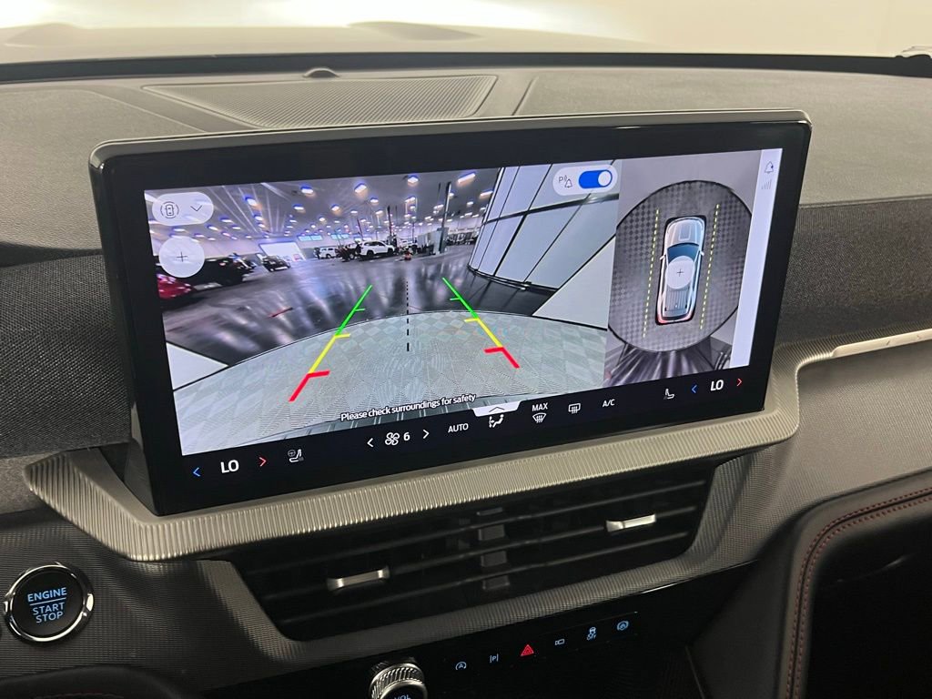 Used 2025 Ford Explorer ST-Line w/ ST-Line Street Pack image 15