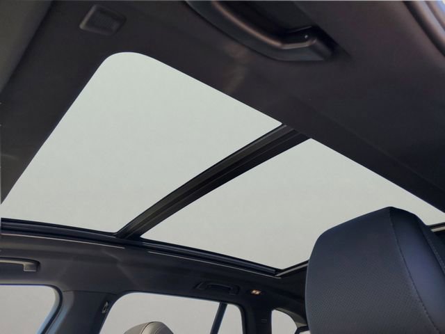 Used 2026 BMW X5 sDrive40i w/ M Sport Package image 21