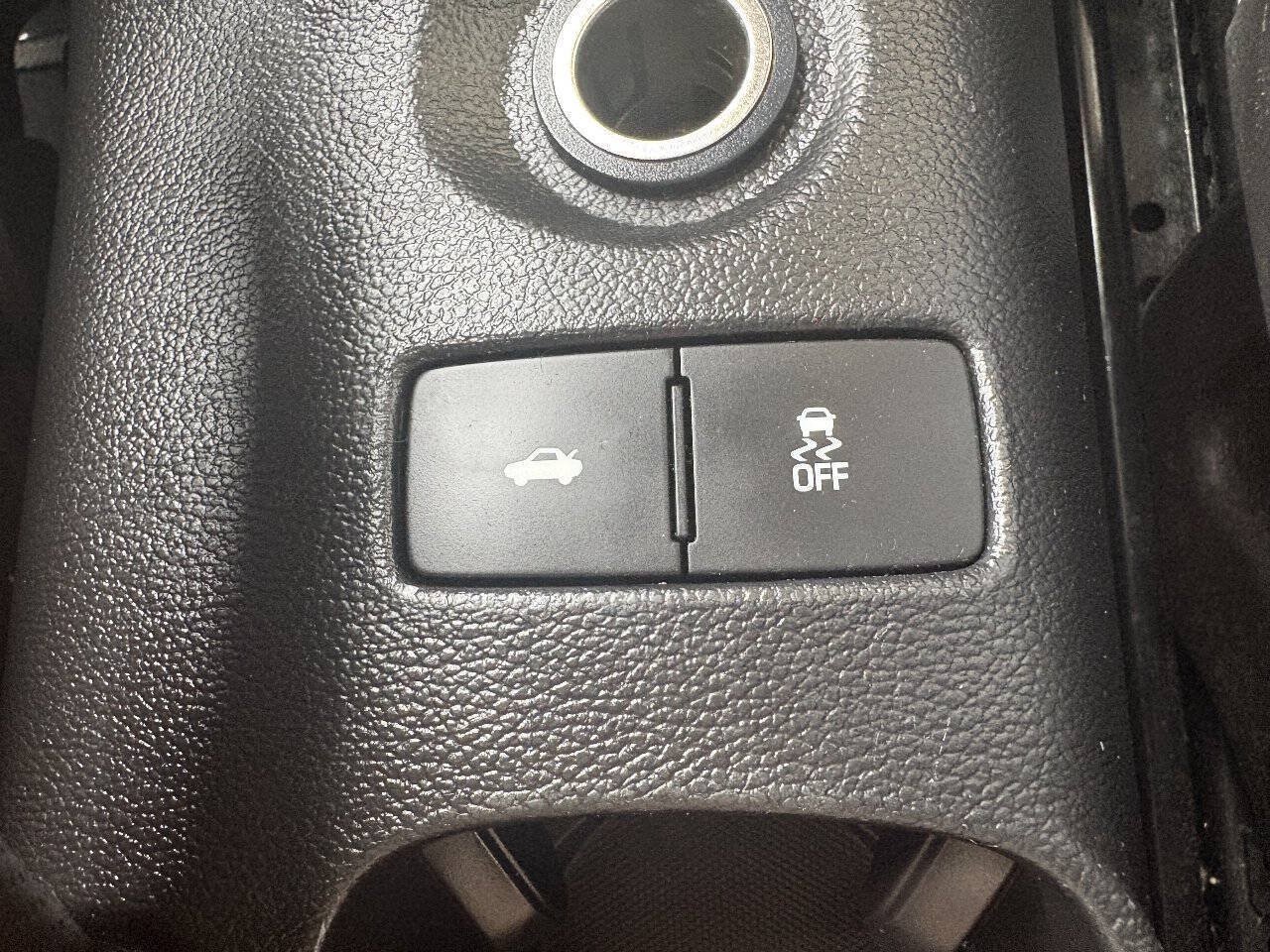 Used 2016 Chevrolet Sonic LTZ FWD image 14