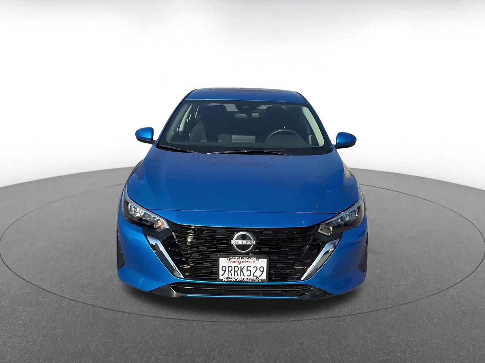 Used 2025 Nissan Sentra SV FWD image 4