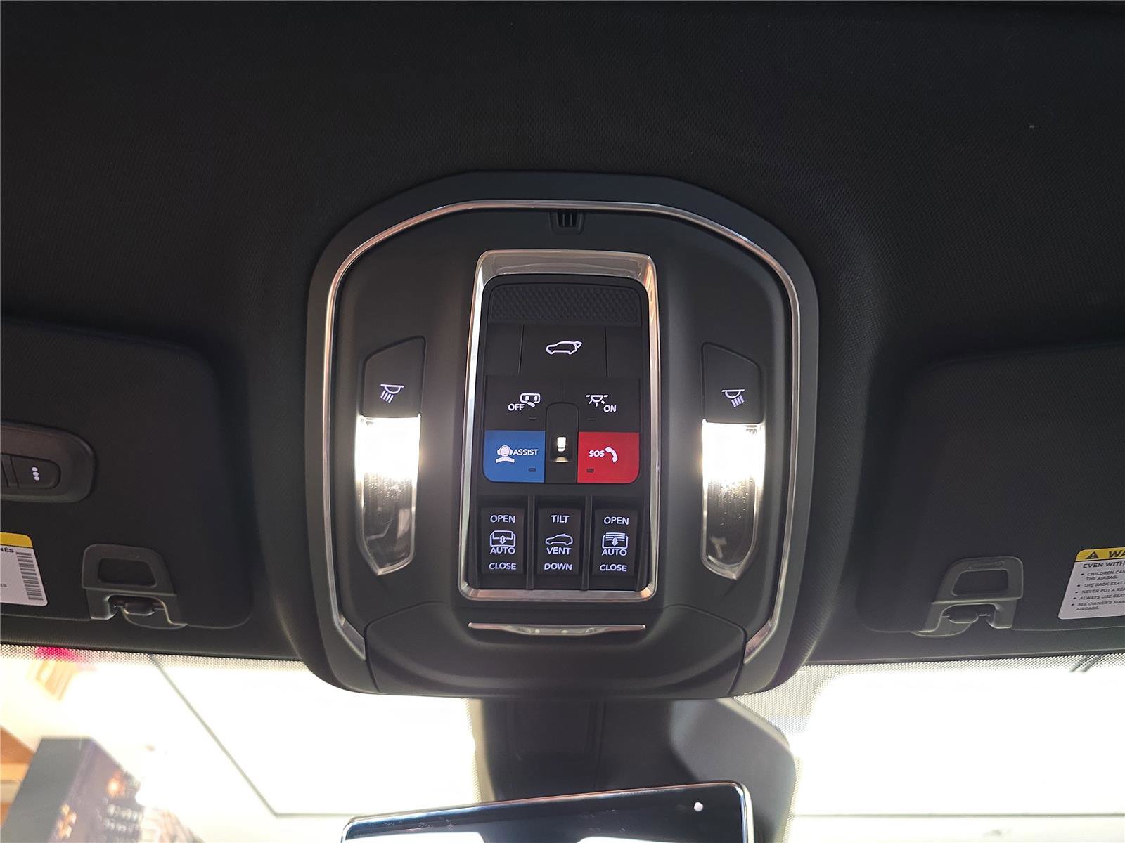 New 2026 Jeep Grand Cherokee Limited image 25