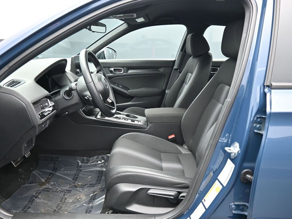Used 2025 Honda Civic Sport image 32