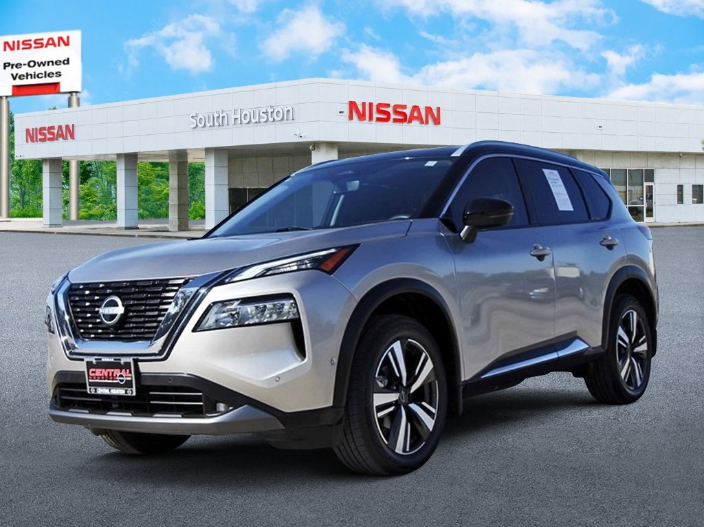 Used 2023 Nissan Rogue SL w/ SL Premium Package image 2