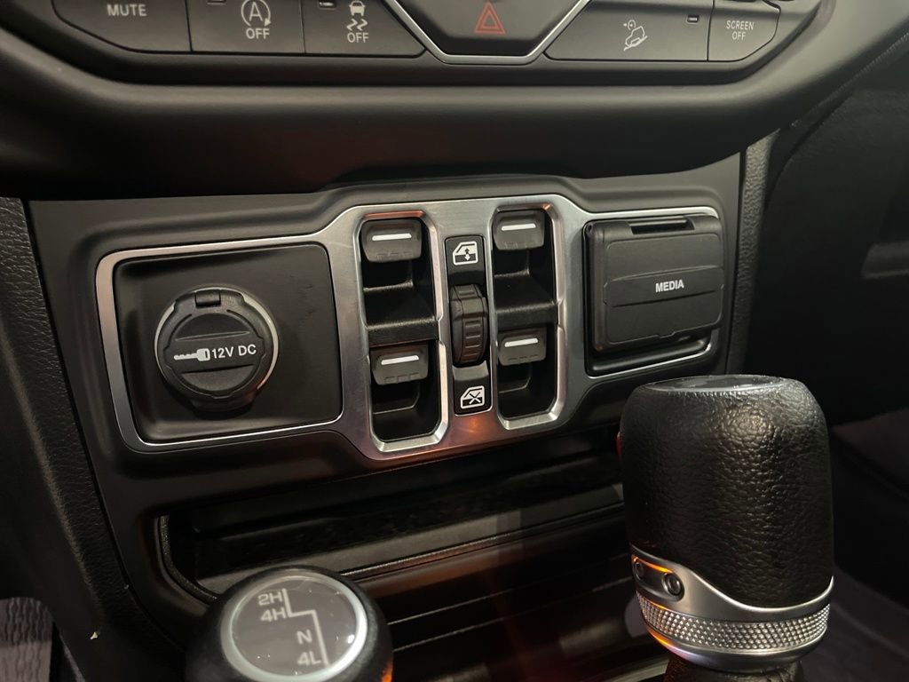 Certified 2021 Jeep Wrangler Unlimited Sport image 12