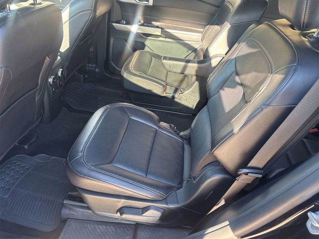Used 2023 Ford Explorer Limited image 9