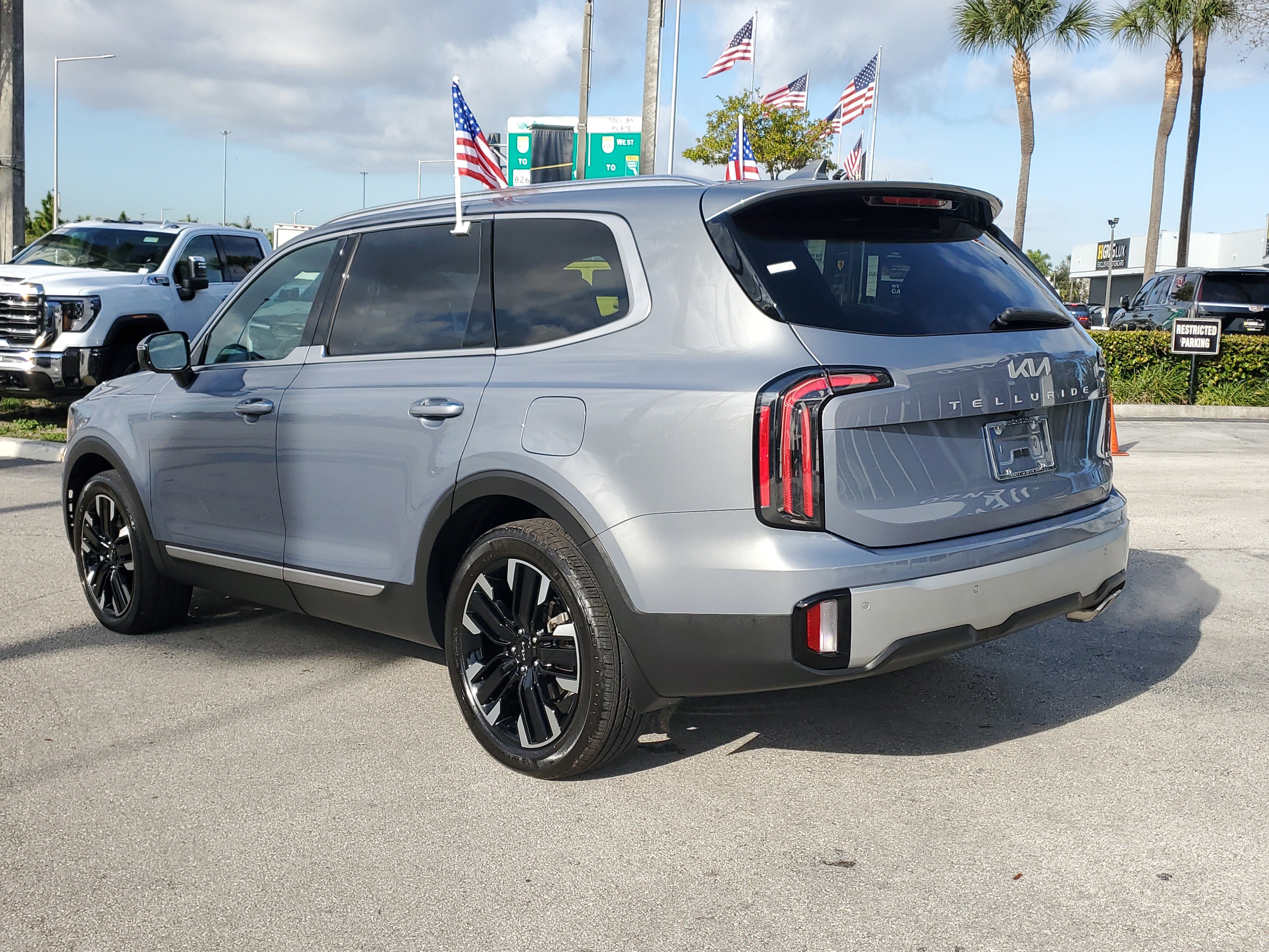 Used 2024 Kia Telluride SX Prestige image 7