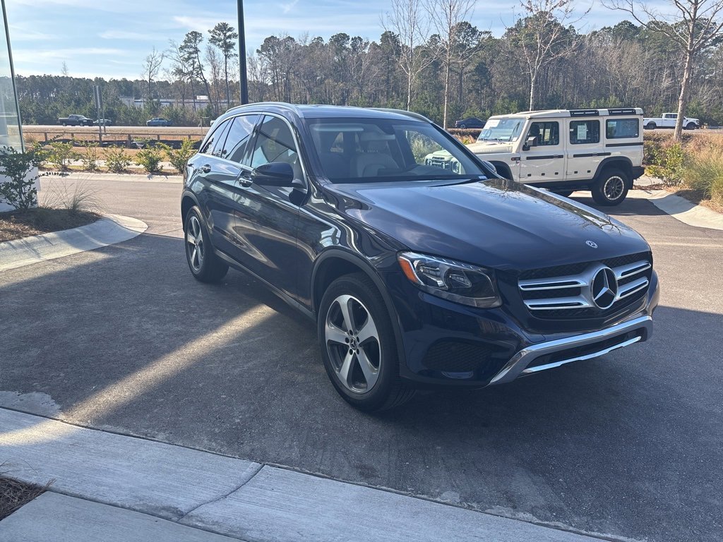 Used 2019 Mercedes-Benz GLC 300 4MATIC image 5