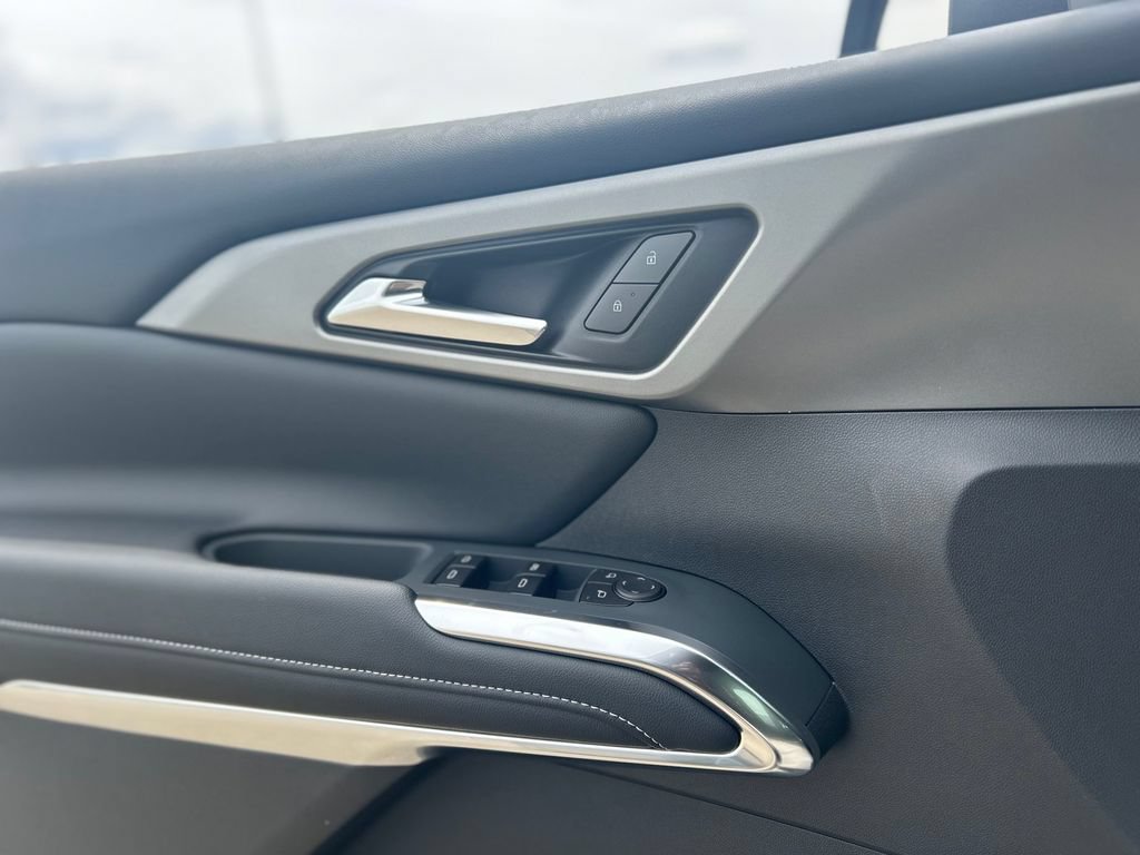 New 2026 Chevrolet Traverse LT FWD image 22