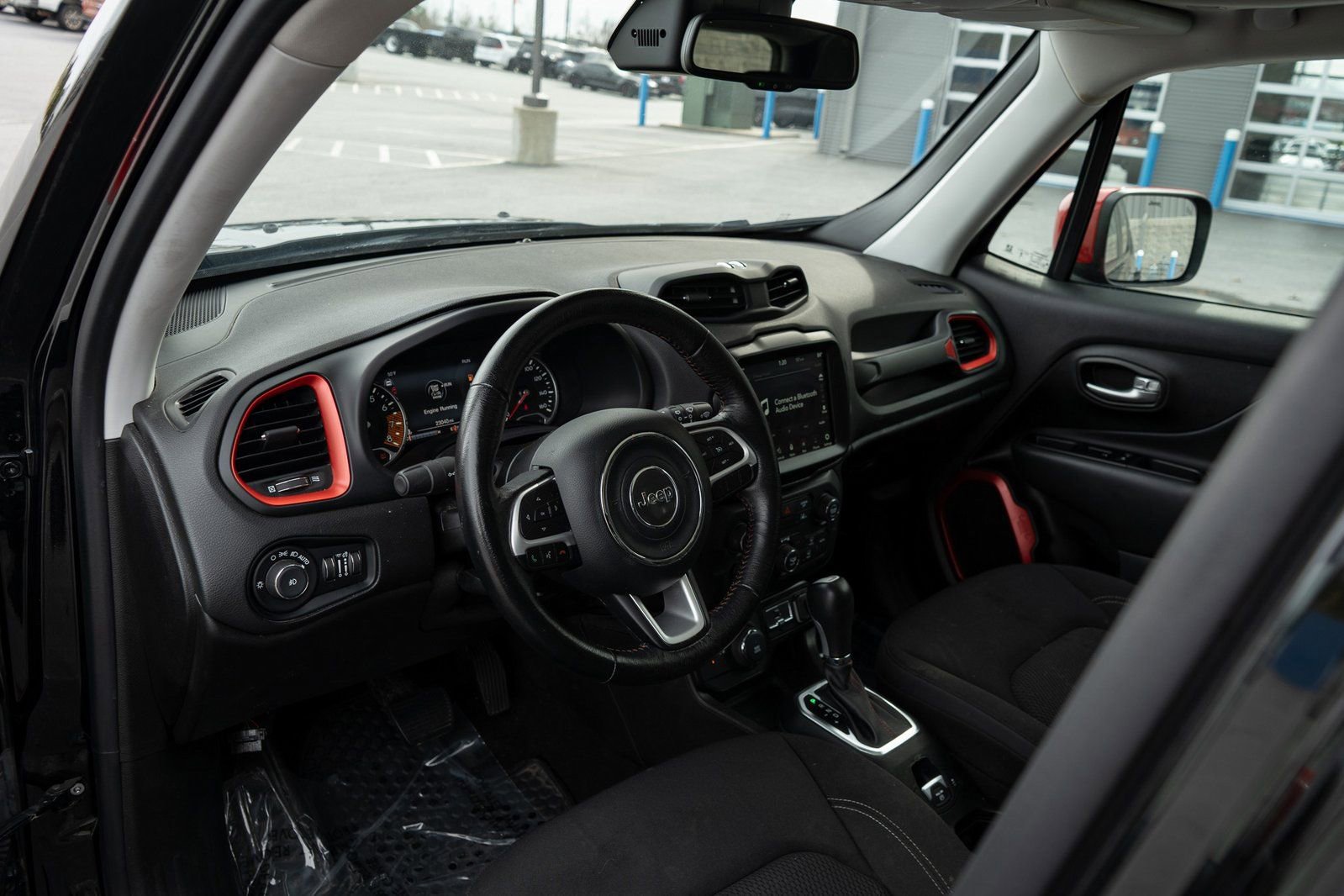 Used 2023 Jeep Renegade Latitude w/ Sun/Sound Group image 13