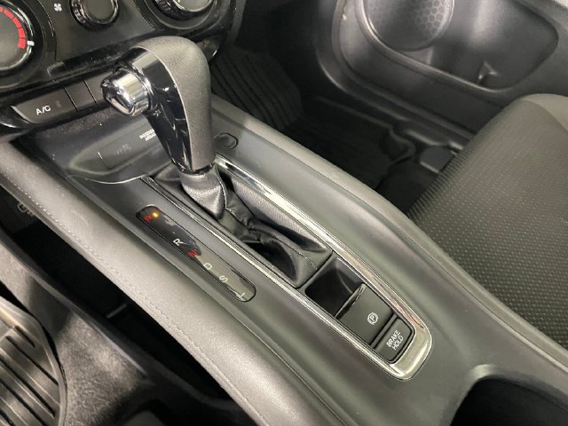 Certified 2019 Honda HR-V LX image 10