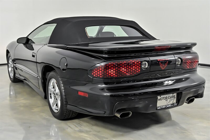 Used 2002 Pontiac Firebird Trans Am RWD image 31