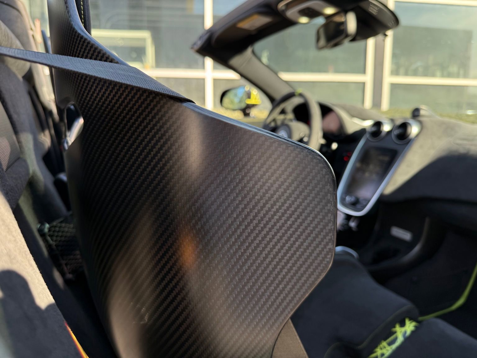 Used 2020 McLaren 600LT Spider image 27