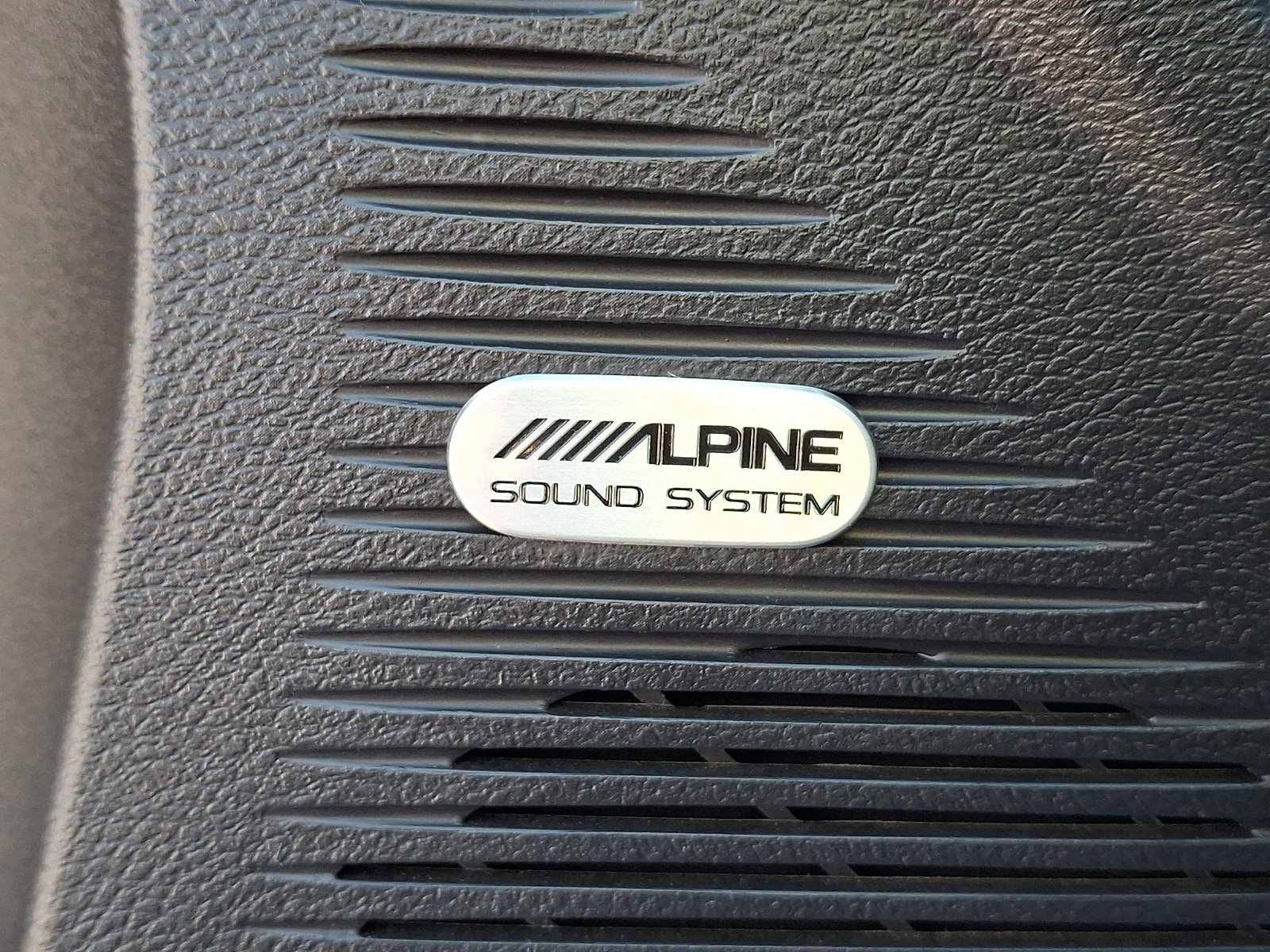 Used 2019 Dodge Challenger SXT w/ Blacktop Package image 25