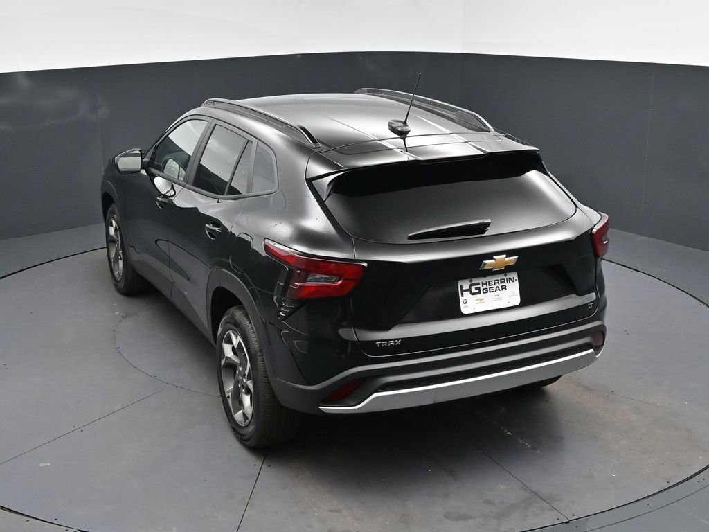 New 2026 Chevrolet Trax LT w/ LT Convenience Package FWD image 33